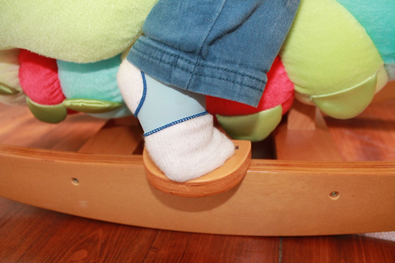 069 REVIEW Little Bird Told Me   Curious Caterpillar Rocker