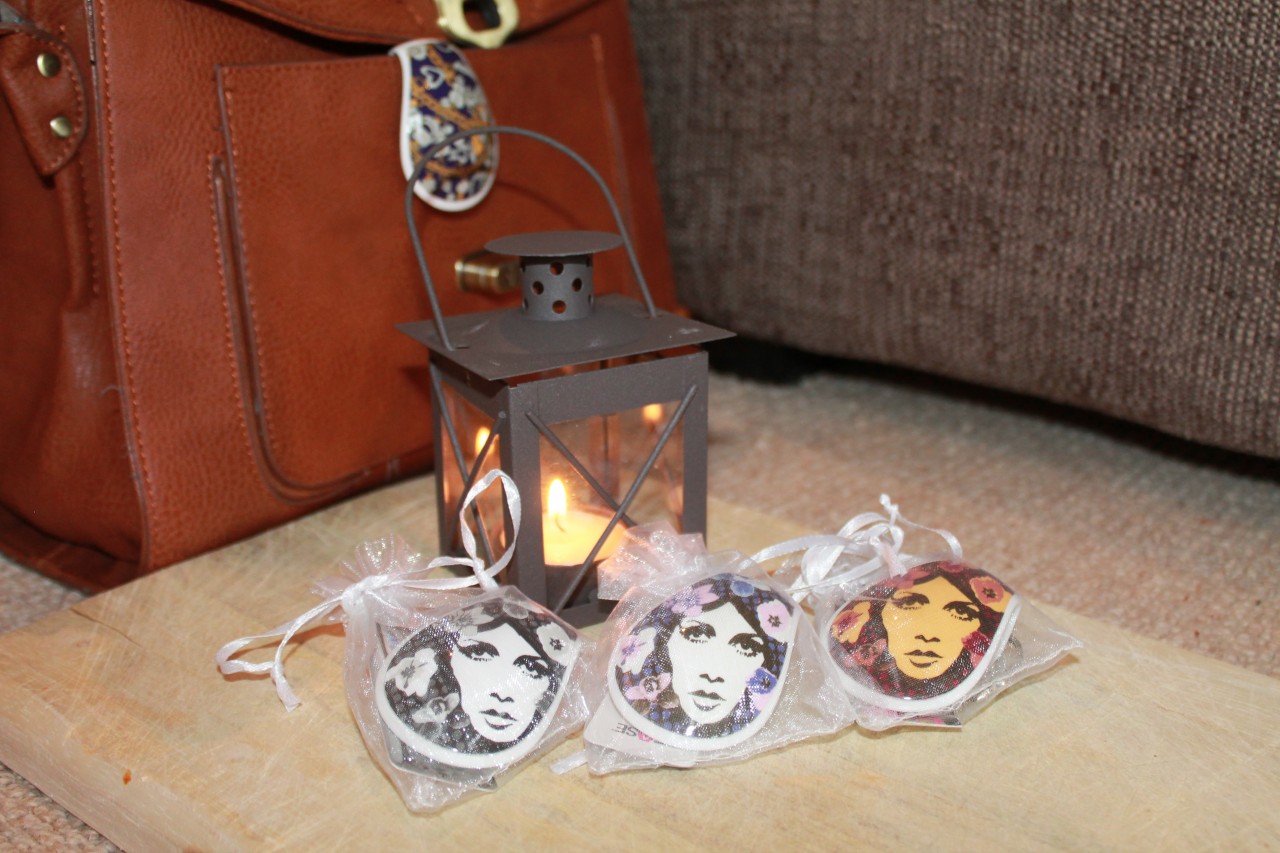 090 GIVEAWAY & REVIEW: Win 1 of 4 Kease Key Fobs (CD: 28/11/2014)